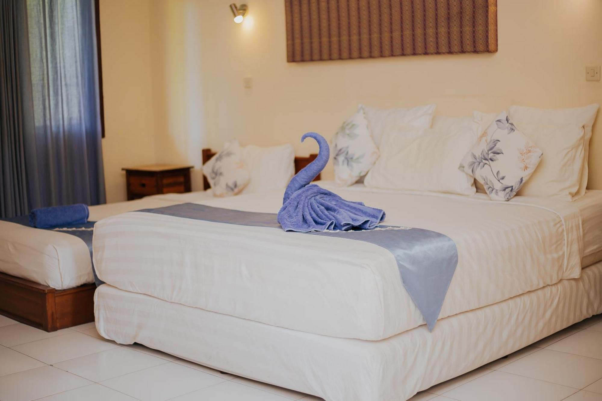 Hotel Medana Bay Marina à Paloh Extérieur photo