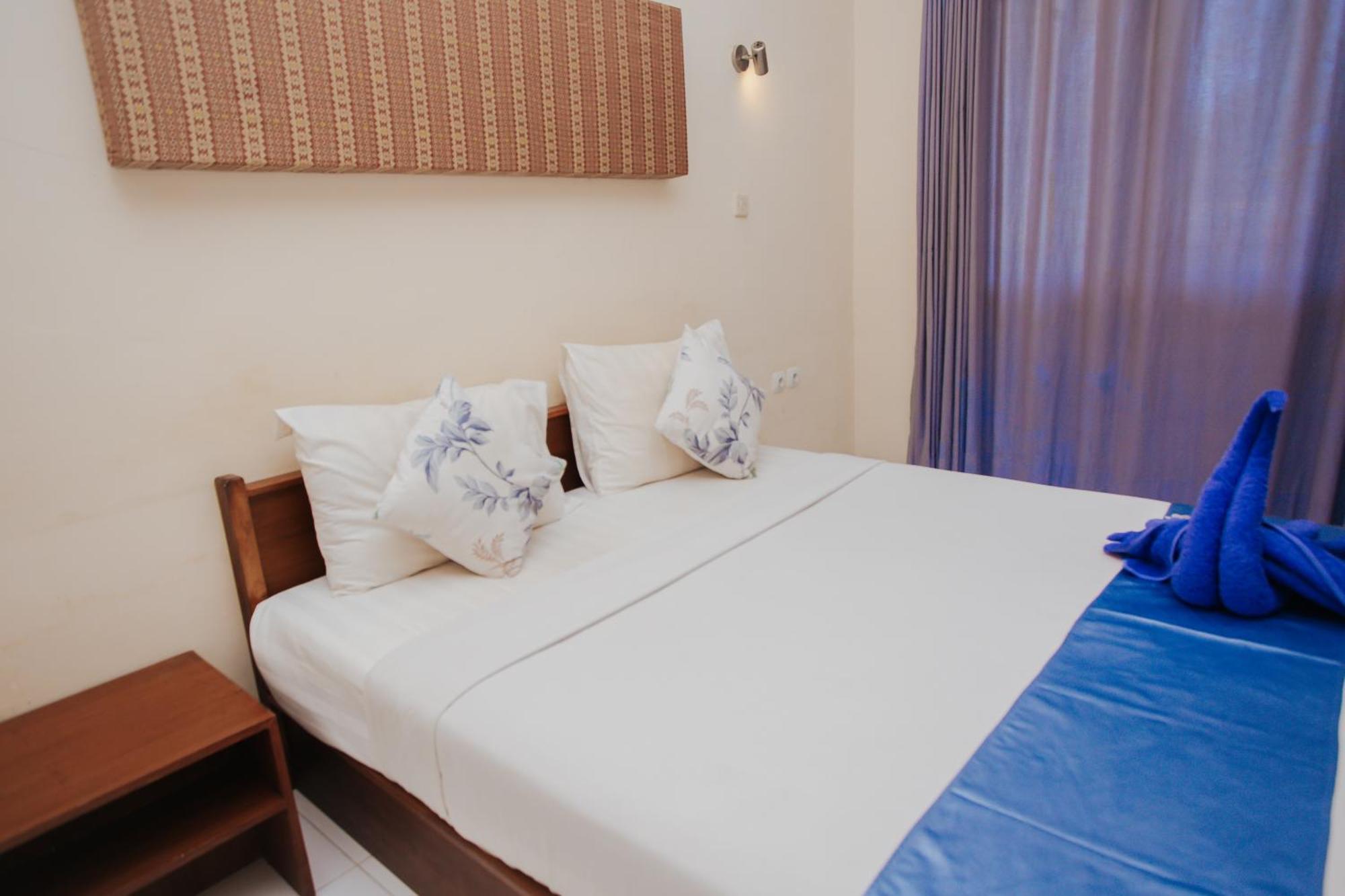 Hotel Medana Bay Marina à Paloh Extérieur photo