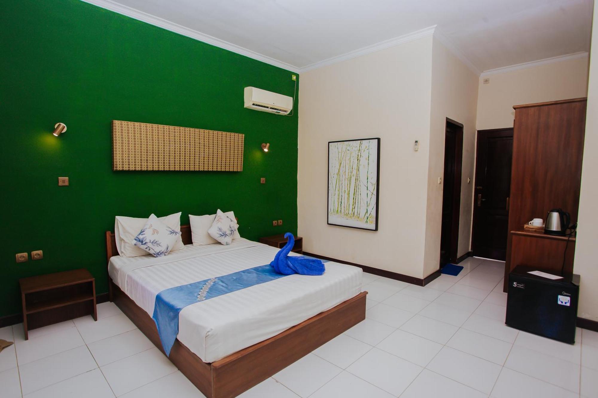 Hotel Medana Bay Marina à Paloh Extérieur photo